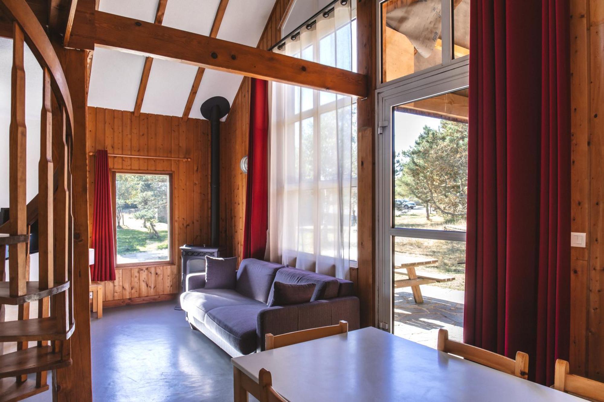 Les Bouviers Villa Saint-Denis  Exterior photo